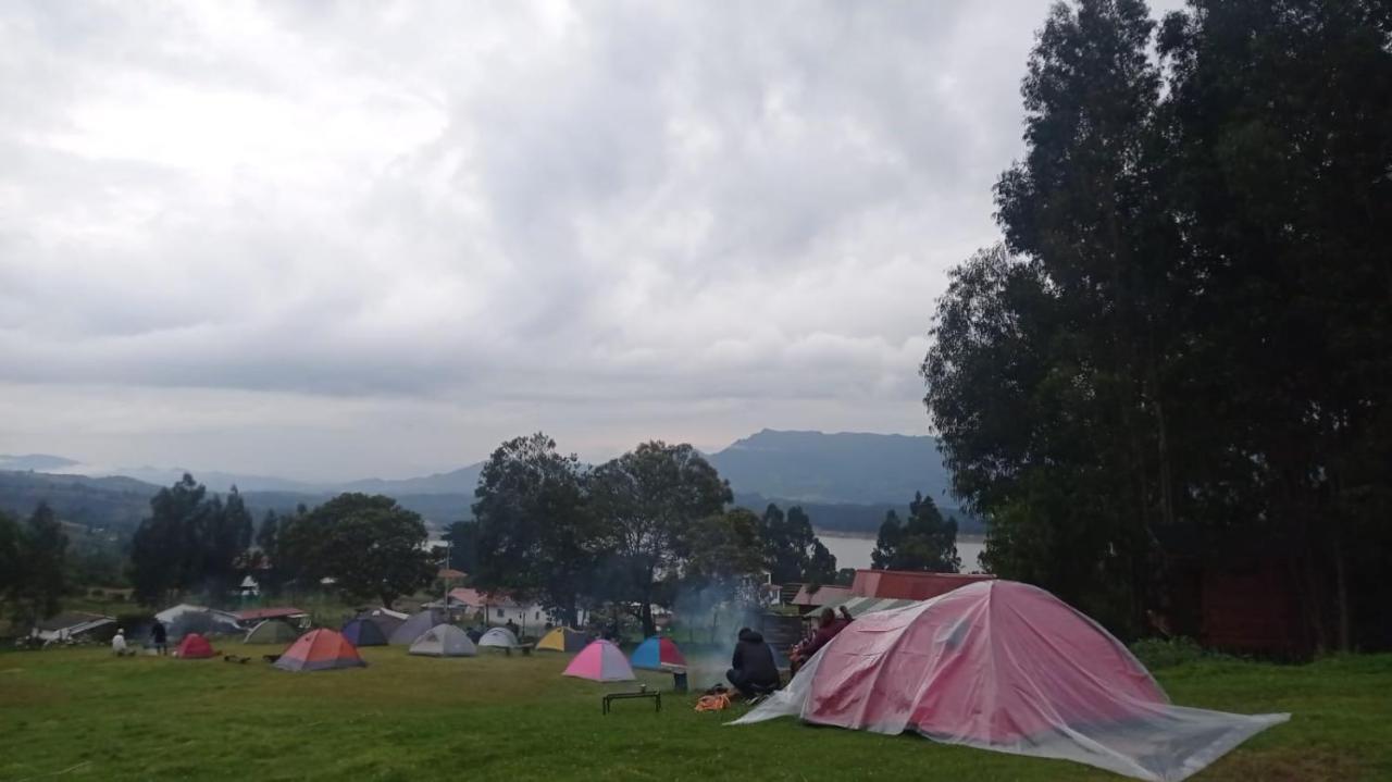 Campsite Acacias